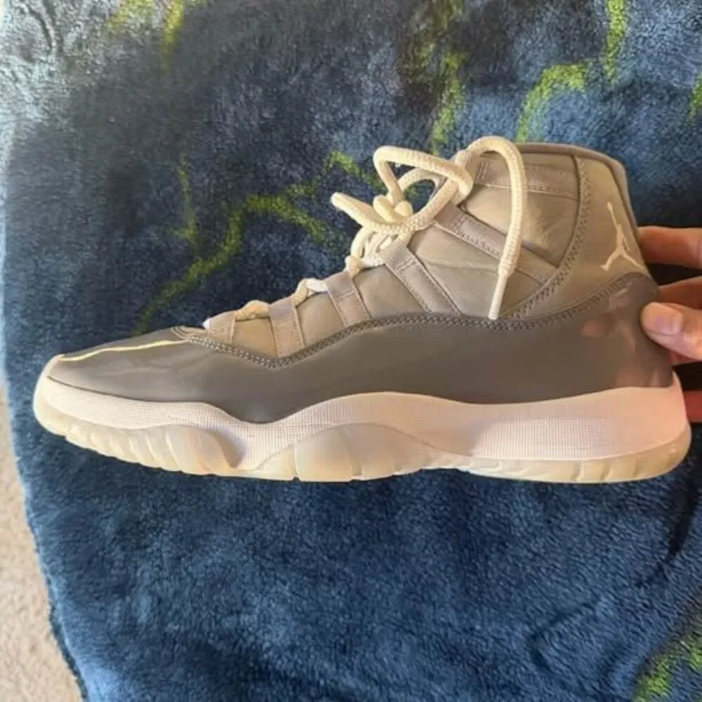 Air Jordan 11 Cool Gray 11.5 Like New w/o Box